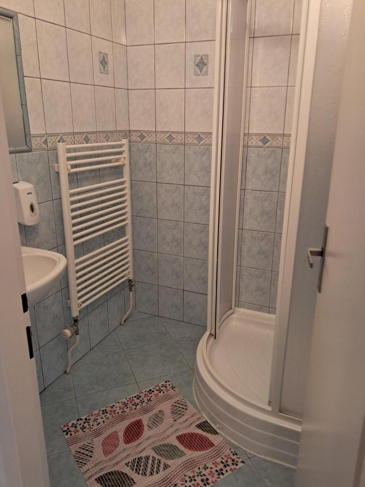A Pousada ŠD Urbánkova 2 Košice Exterior foto